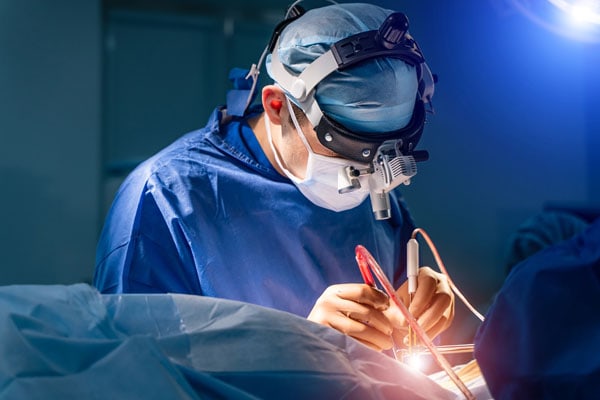 a neurosurgeon in the OR